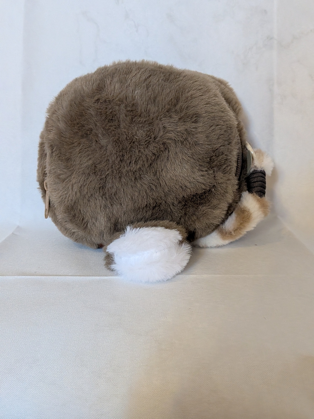 Baby Three Fortune Cat Plush Pouch - Brown Cat (confirmed) - Picture 2 of 2